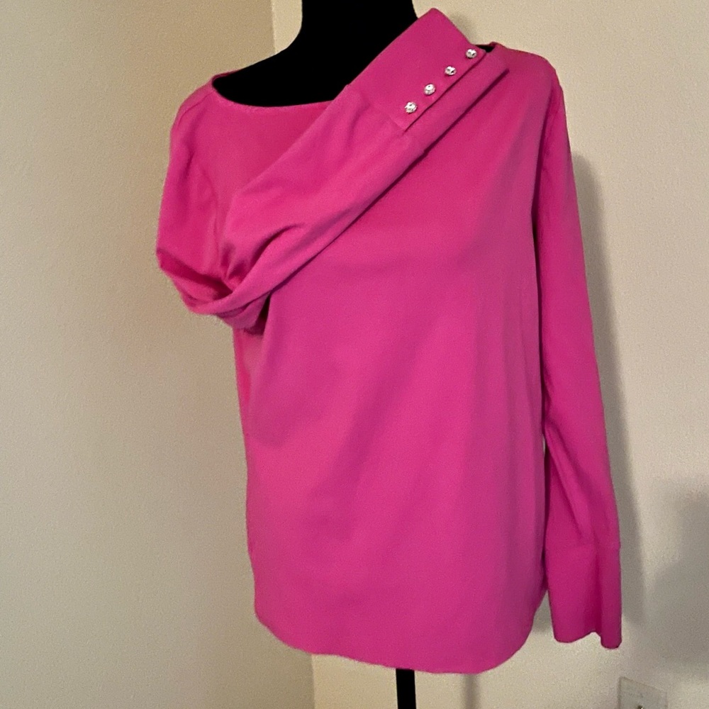 Long sleeve knot top with rhinestone details on wrists